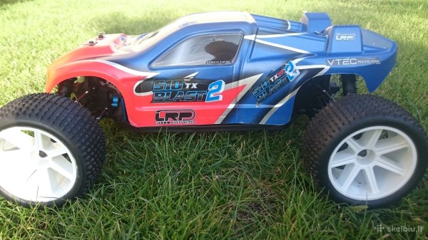 elektrinis-automodelis (10).jpg