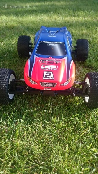 elektrinis-automodelis (2).jpg