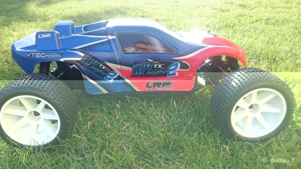 elektrinis-automodelis (4).jpg